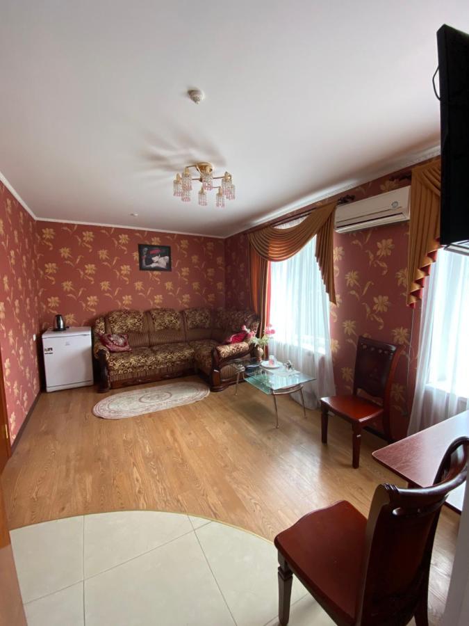 Золотий Лев Zvenyhorodka Exterior foto